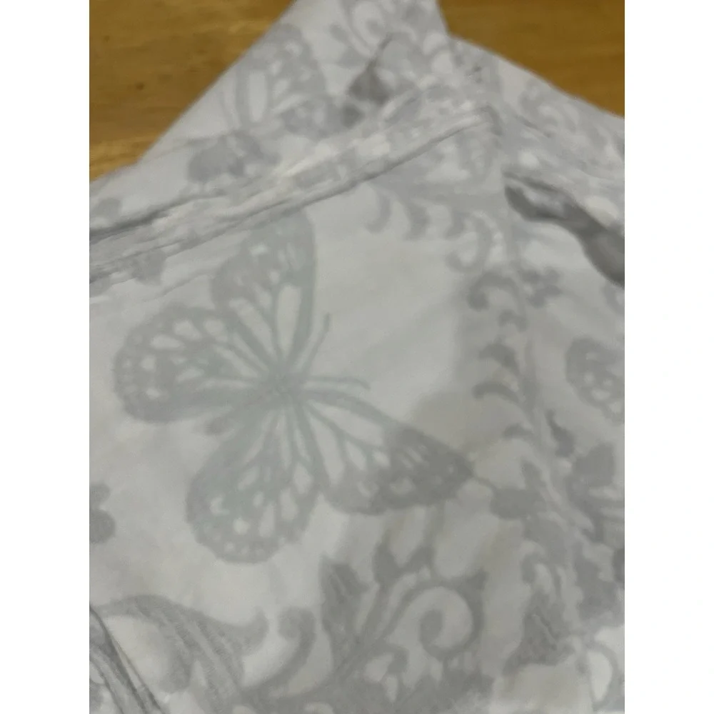 Shabby Chic Butterfly Gray White 72x72